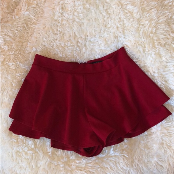 red shorts SIZE M - Picture 1 of 2